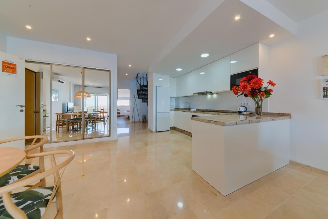 Holidays2fuengirola Duplex With Stunning Sea View, Terraces,1st Line Beside Port *