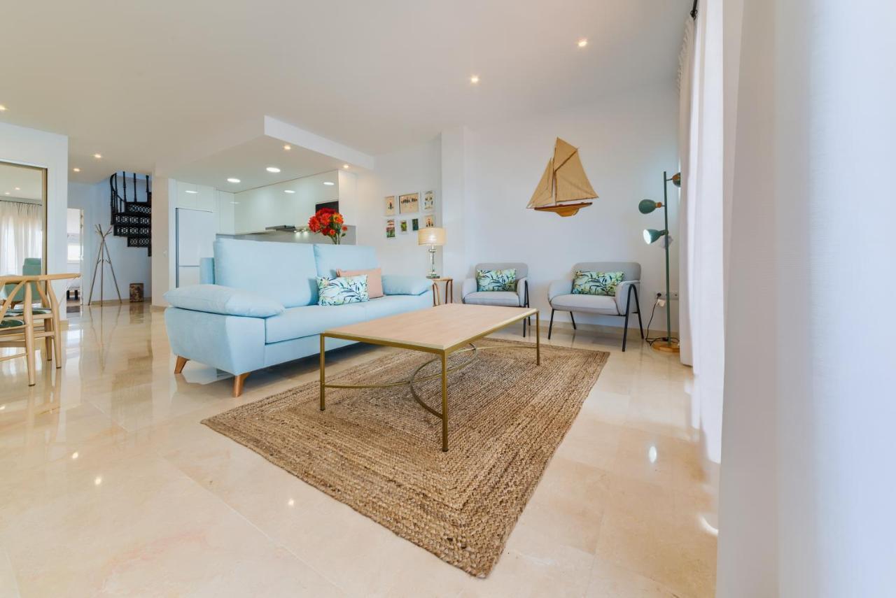 Holidays2fuengirola Duplex With Stunning Sea View, Terraces,1st Line Beside Port Fuengirola