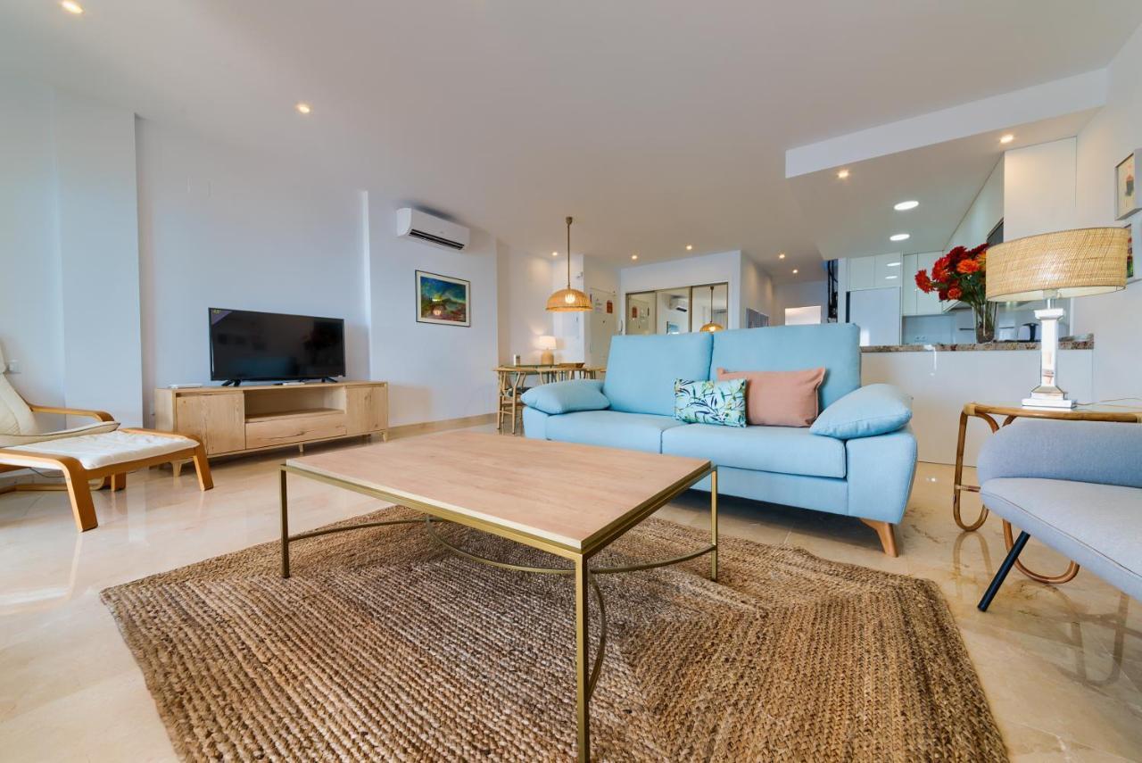 Appartamento Holidays2fuengirola Duplex With Stunning Sea View, Terraces,1st Line Beside Port Fuengirola