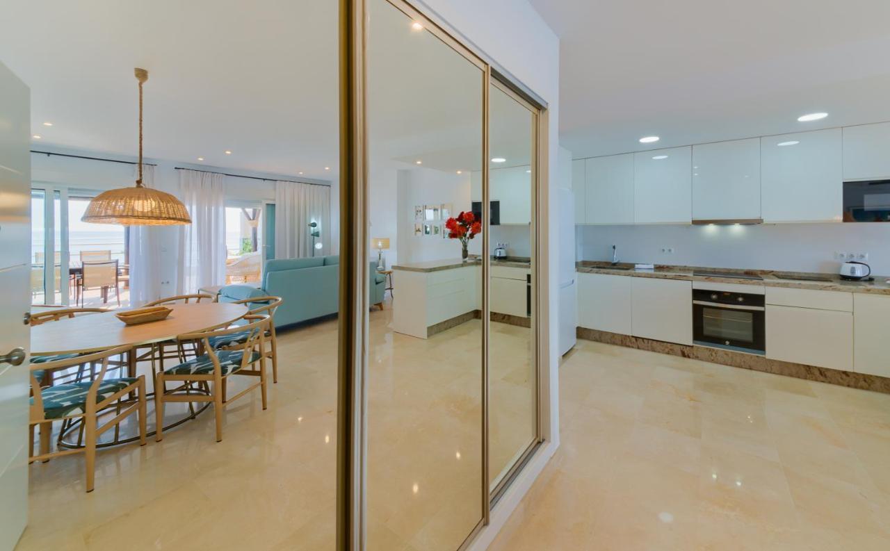 Holidays2fuengirola Duplex With Stunning Sea View, Terraces,1st Line Beside Port Apartment *